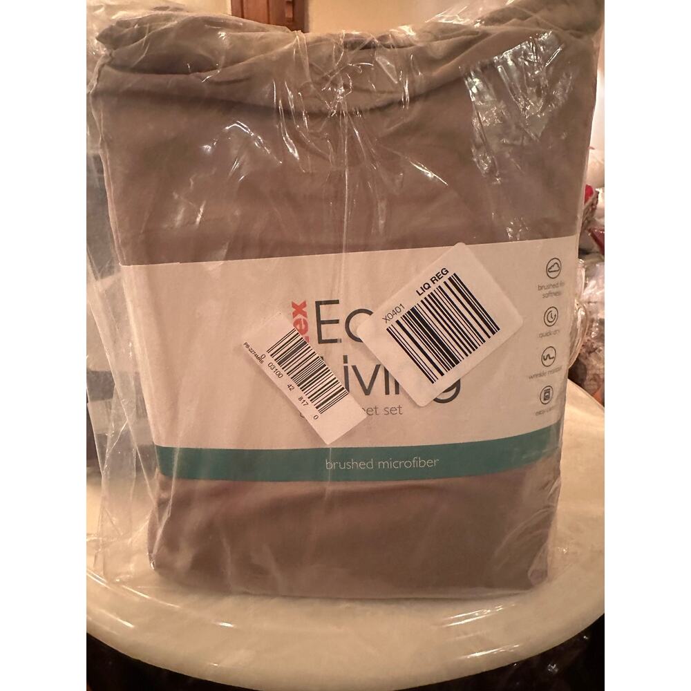 Martex 4 Pieces Queen Sheet Set Wrinkle Resistant
